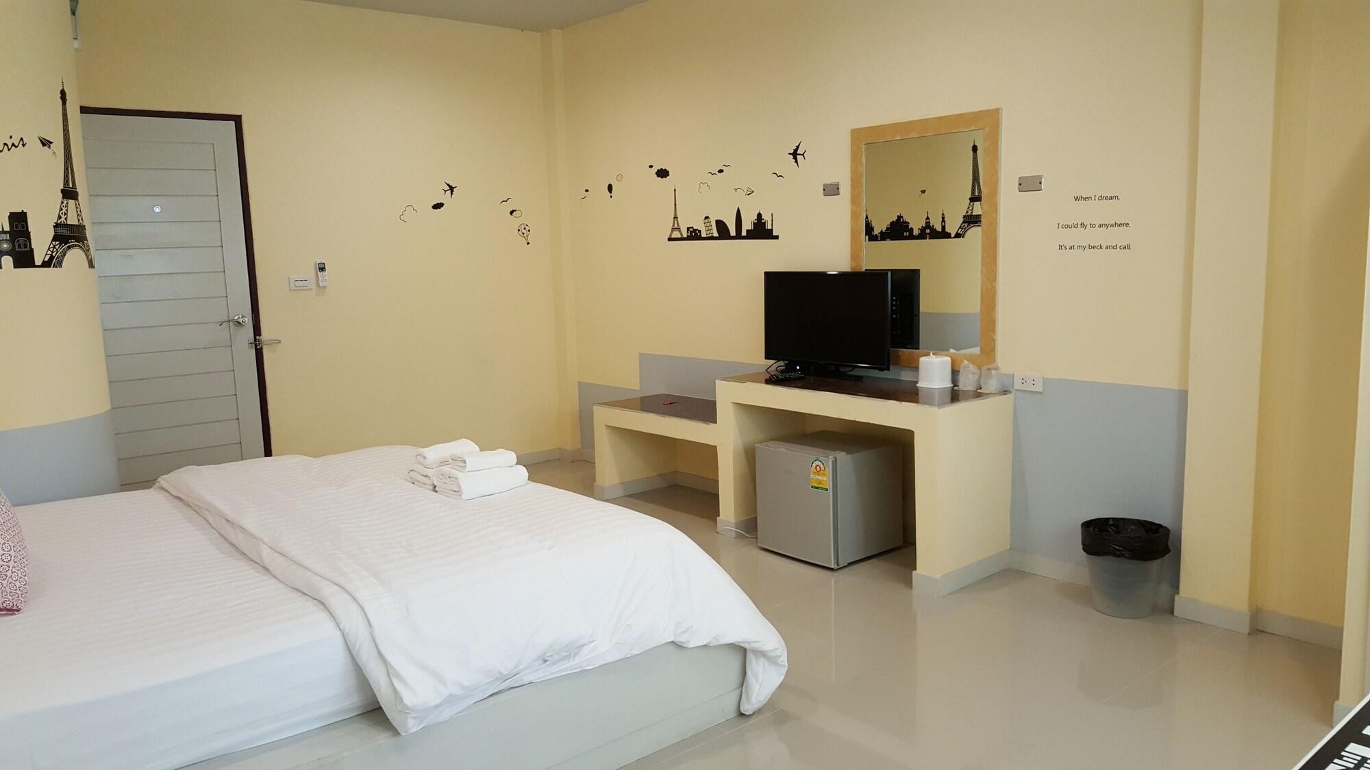 Juntima Place At Amphawa Exteriör bild